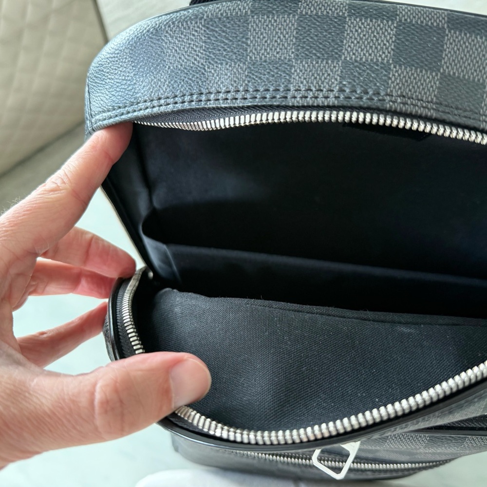 Louis Vuitton Michael Backpack - Picture 15 of 16
